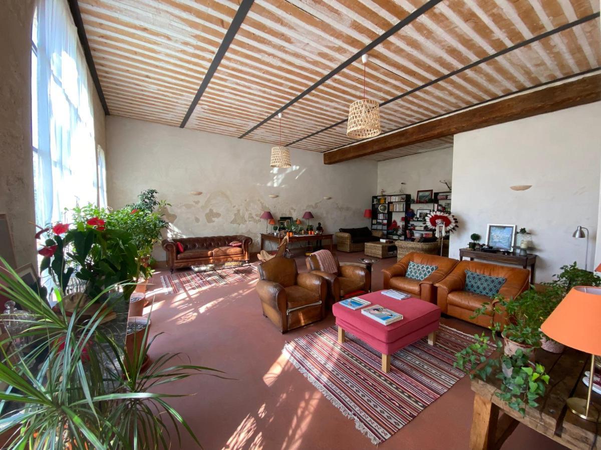 Bed and Breakfast La Ferme De Gigognan Awinion Zewnętrze zdjęcie