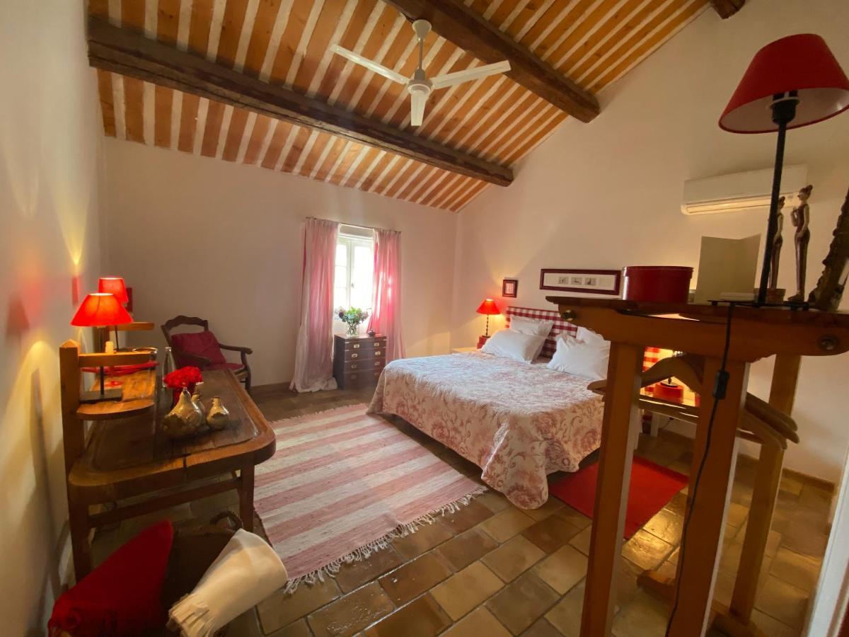 Bed and Breakfast La Ferme De Gigognan Awinion Zewnętrze zdjęcie