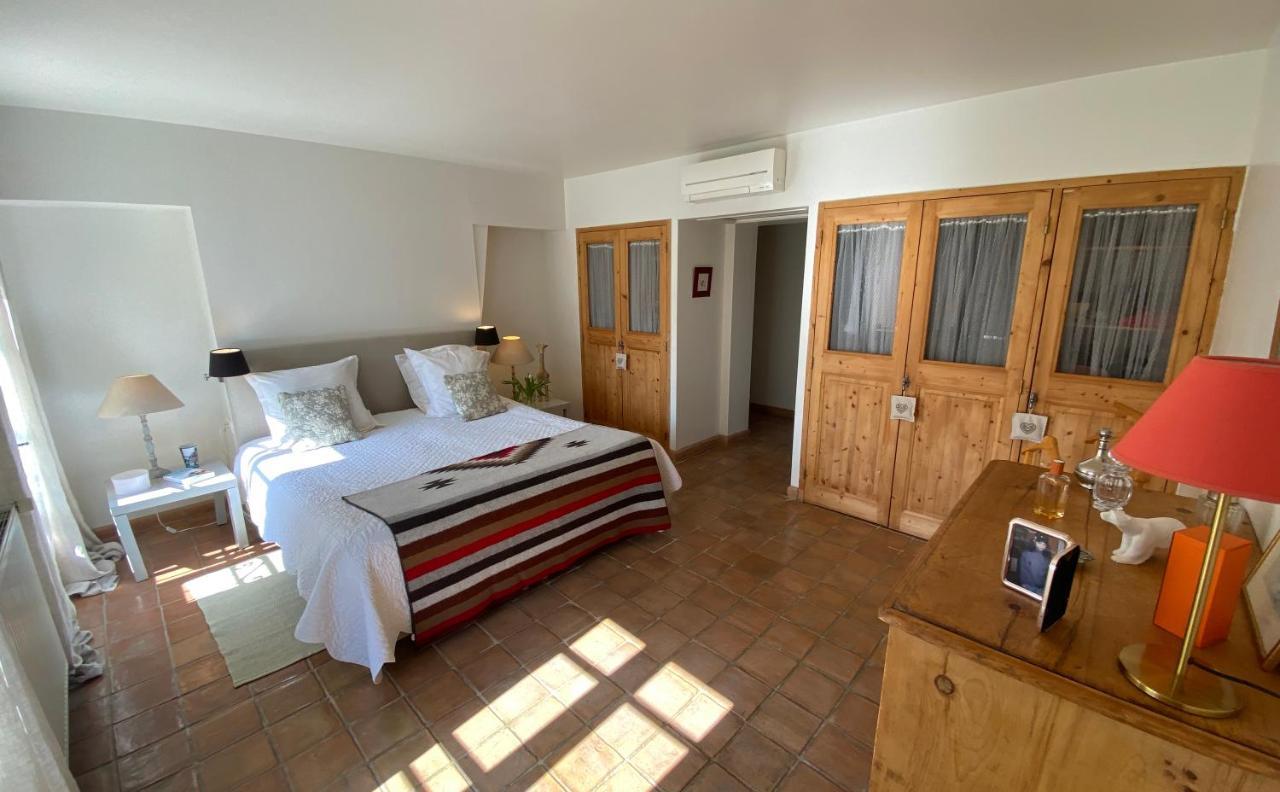 Bed and Breakfast La Ferme De Gigognan Awinion Zewnętrze zdjęcie