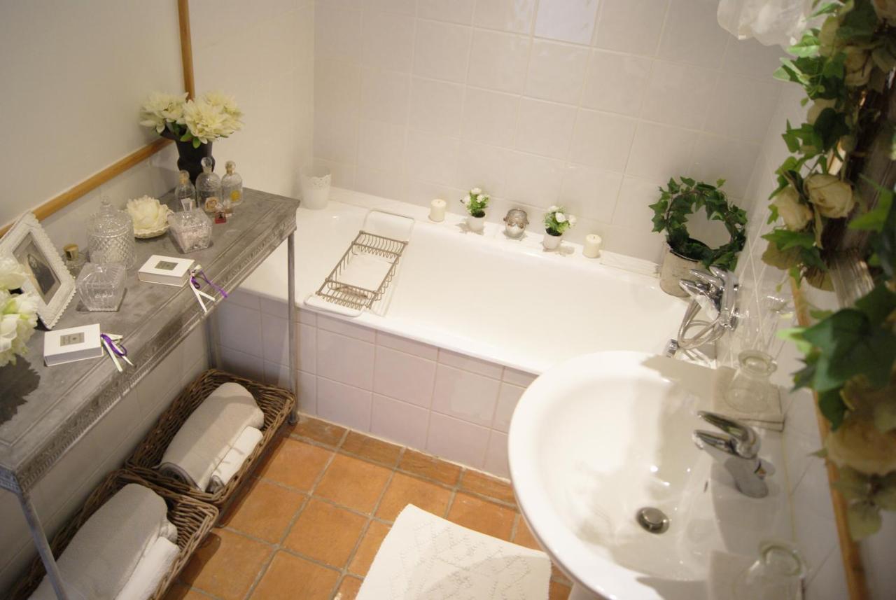 Bed and Breakfast La Ferme De Gigognan Awinion Zewnętrze zdjęcie
